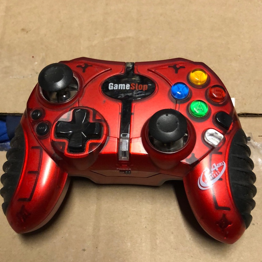 Red Game Stop Mad Catz 2.4Ghz Wireless Controller for PS2